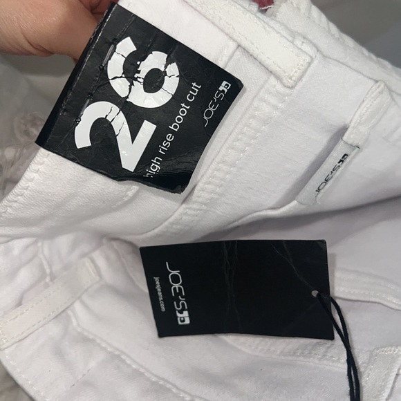 Joe’s Jeans High Rise Bootcut Jeans in White, size 26 - Picture 5 of 5